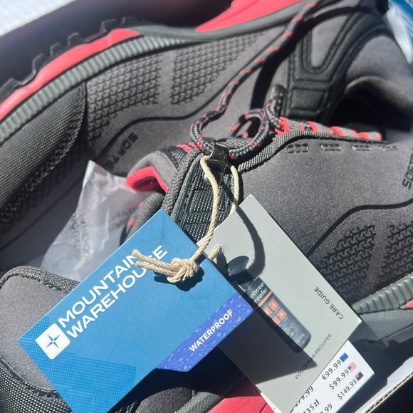 Mountain Warehouse Collie Women’s Waterproof Shoes (Size 7) - Picture 2 of 5